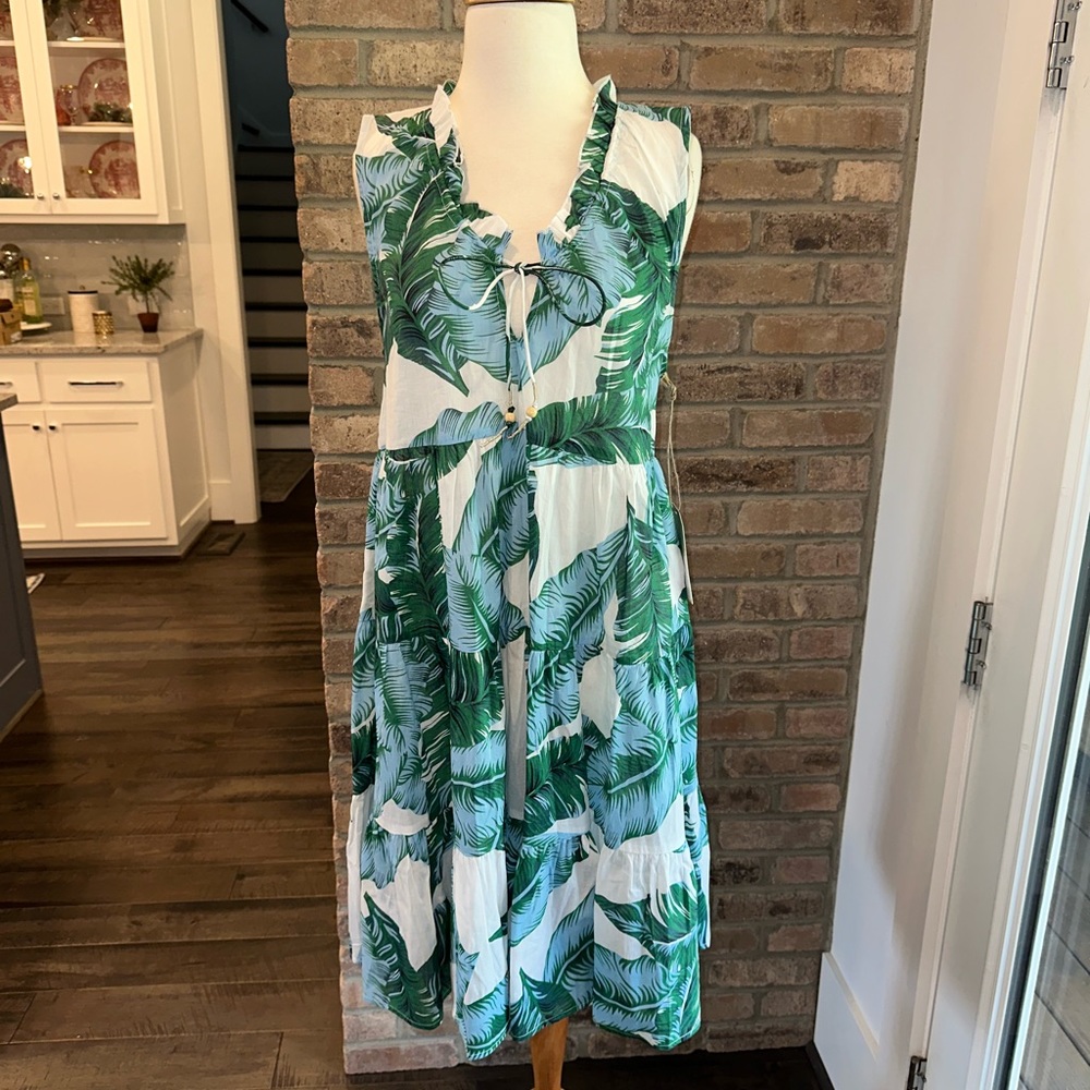 ✨NWT✨ True Destinations Tropical Leaf Ruffled Neck Tiered Dress Cover Up